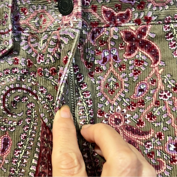 Loft Corduroy Paisley Print Skirt in Burgundy and Brown New size 8 - Picture 5 of 13